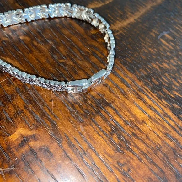 Vintage Style Silver Bracelet - Picture 3 of 3